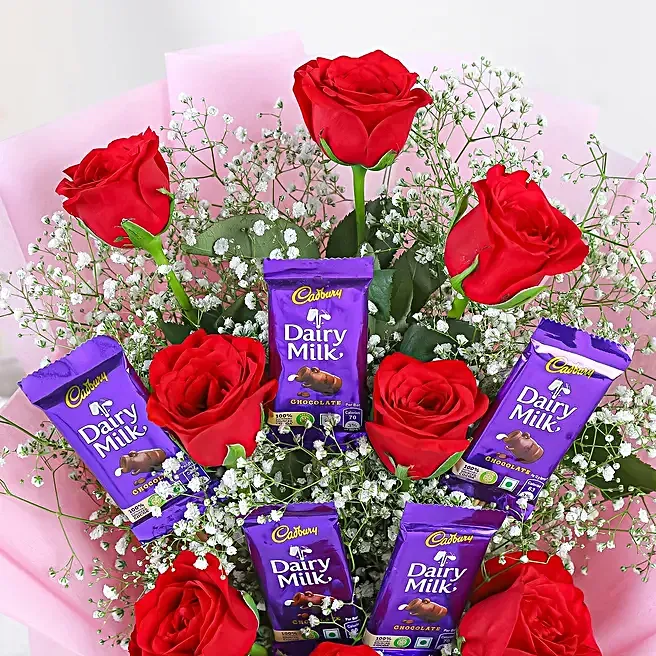 red-roses-bouquet-dairy-milk-chocolates_2.webp