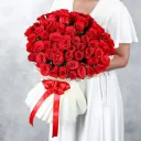 majestic-50-red-roses-bouquet_4.webp