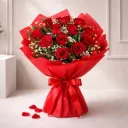 Romantic Bunch Of Red Roses