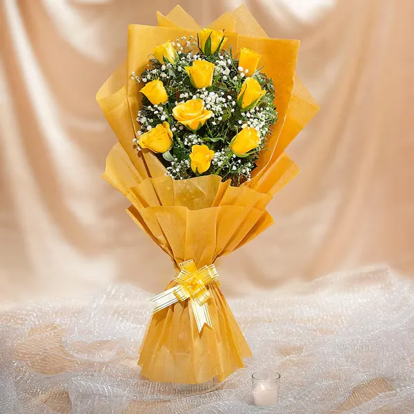 Lovely 10 Yellow Roses Bouquet